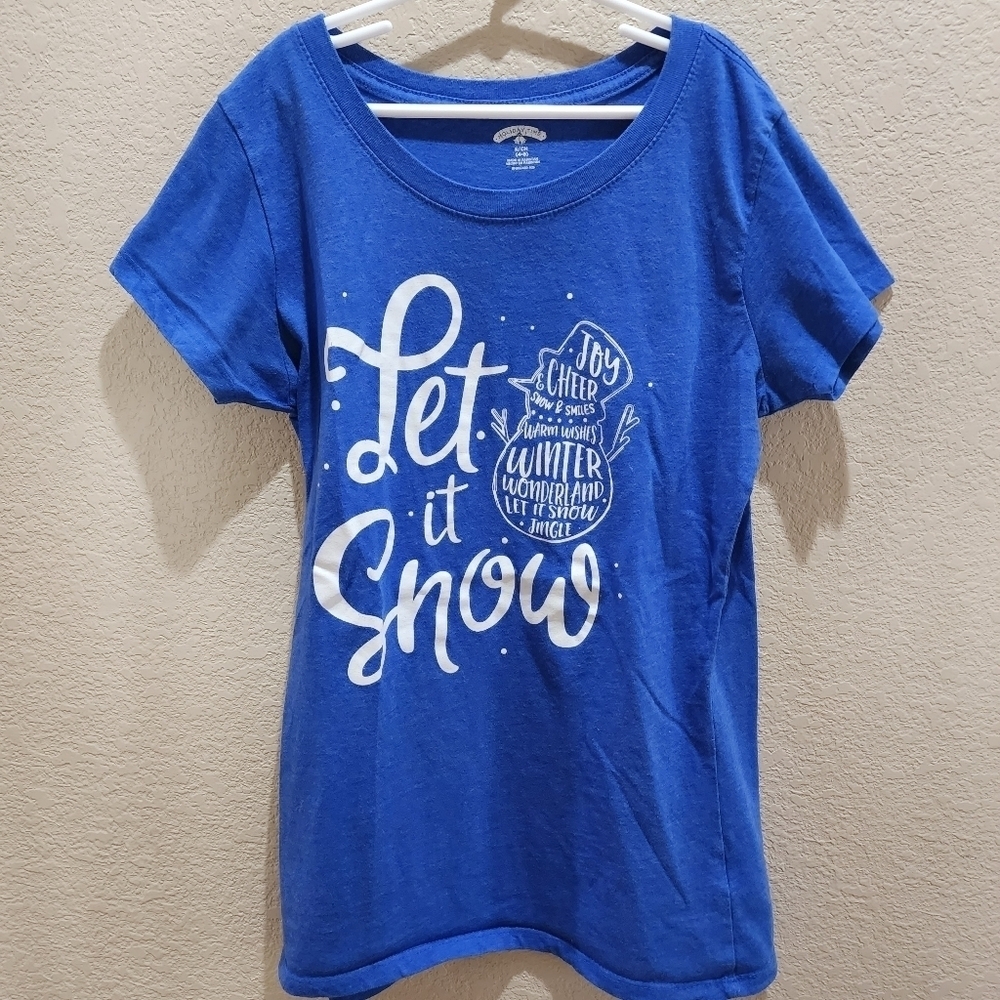 Holiday Time Let it Snow blue holiday short sleeve shirt Size Small 4-6
